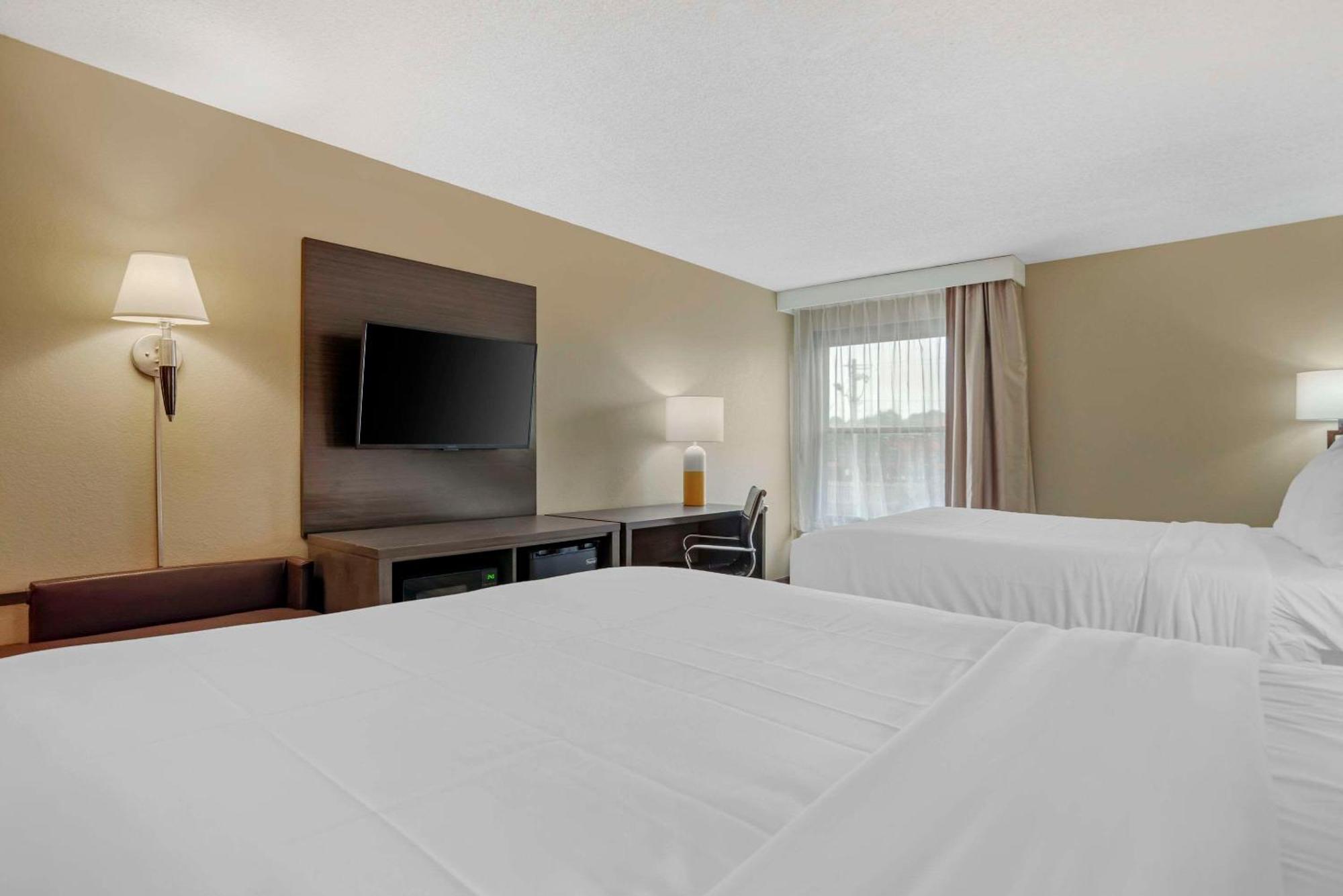 Comfort Inn Opelika - Auburn Eksteriør billede